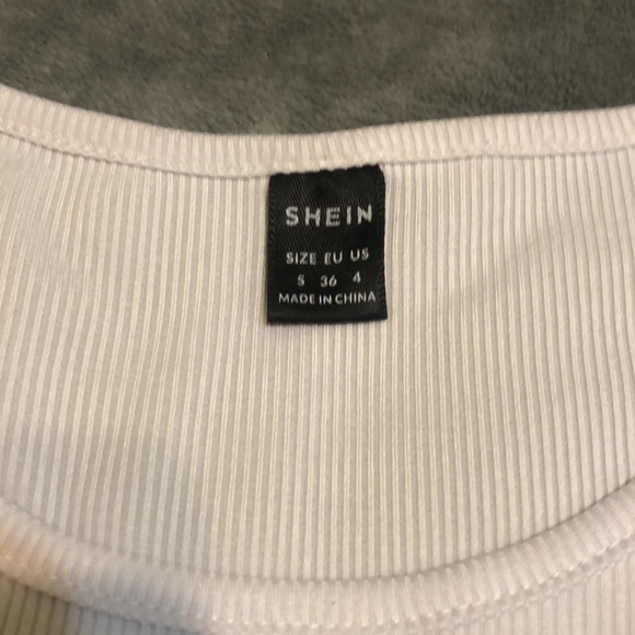 SHEIN Ribbed Crop Top - Picture 3 of 3